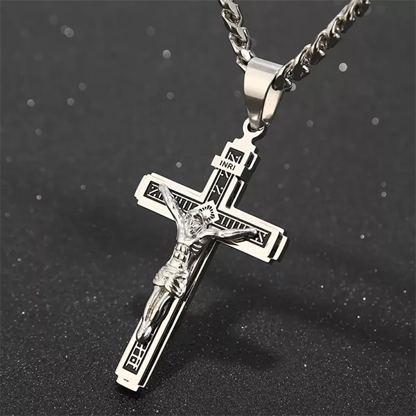 CRUCIFIXCHAIN